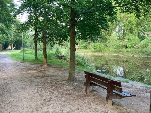 Kom Tot Rust In The Forest Putte Exterior foto